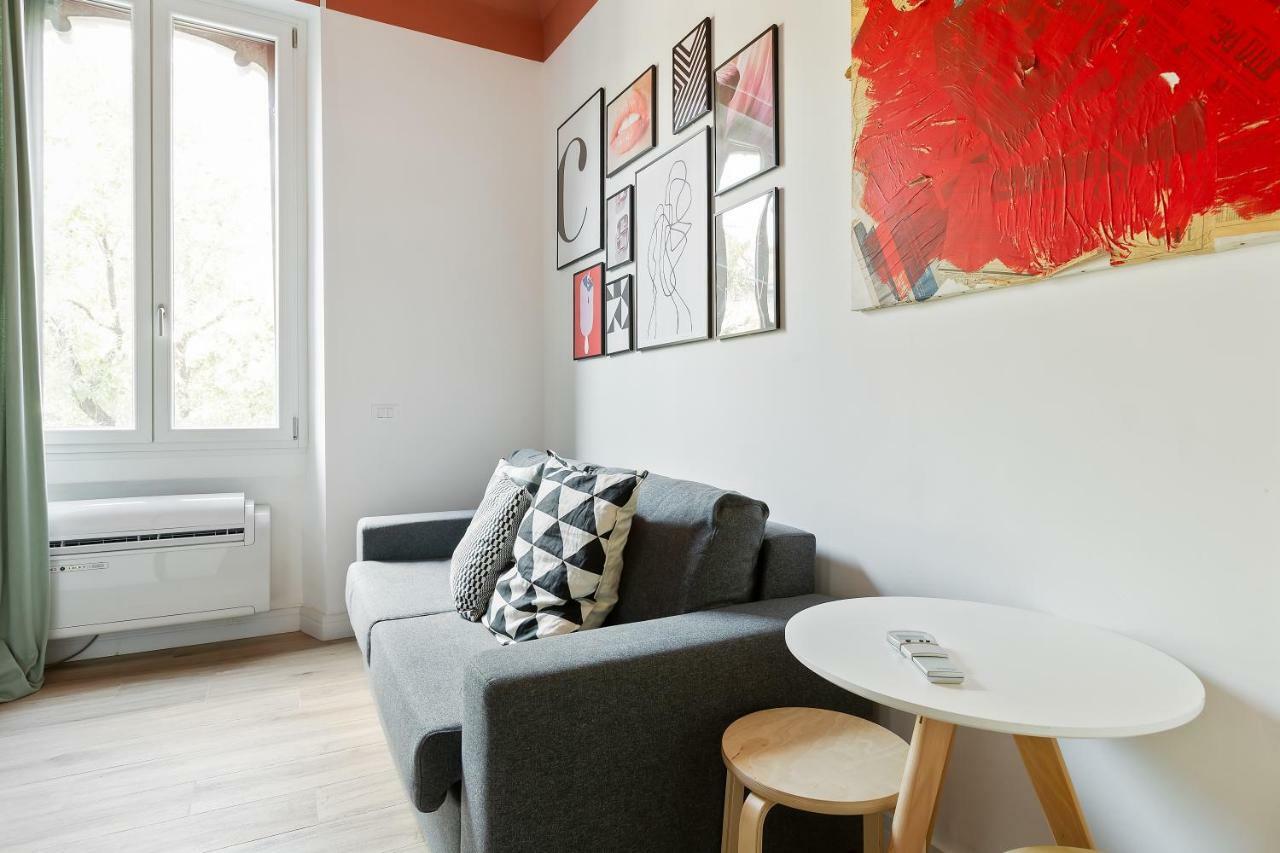 Modern And Cozy Apt In Porta Romana Milán Exterior foto