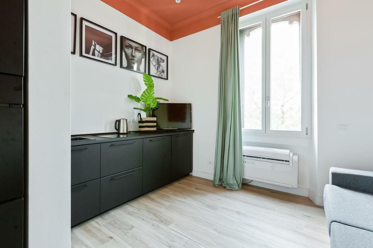 Modern And Cozy Apt In Porta Romana Milán Exterior foto